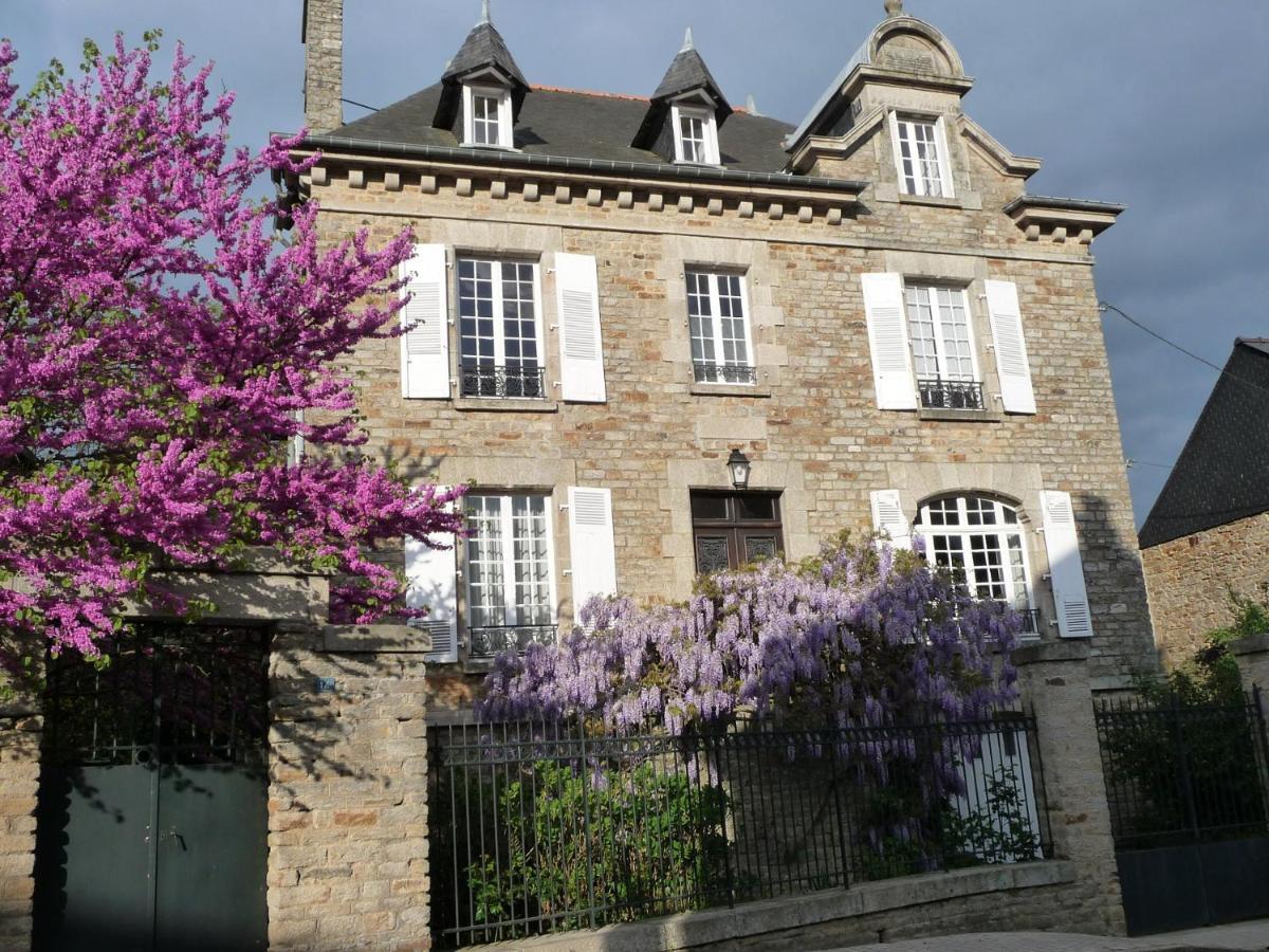 Le 14 St Michel Bed & Breakfast Josselin Luaran gambar